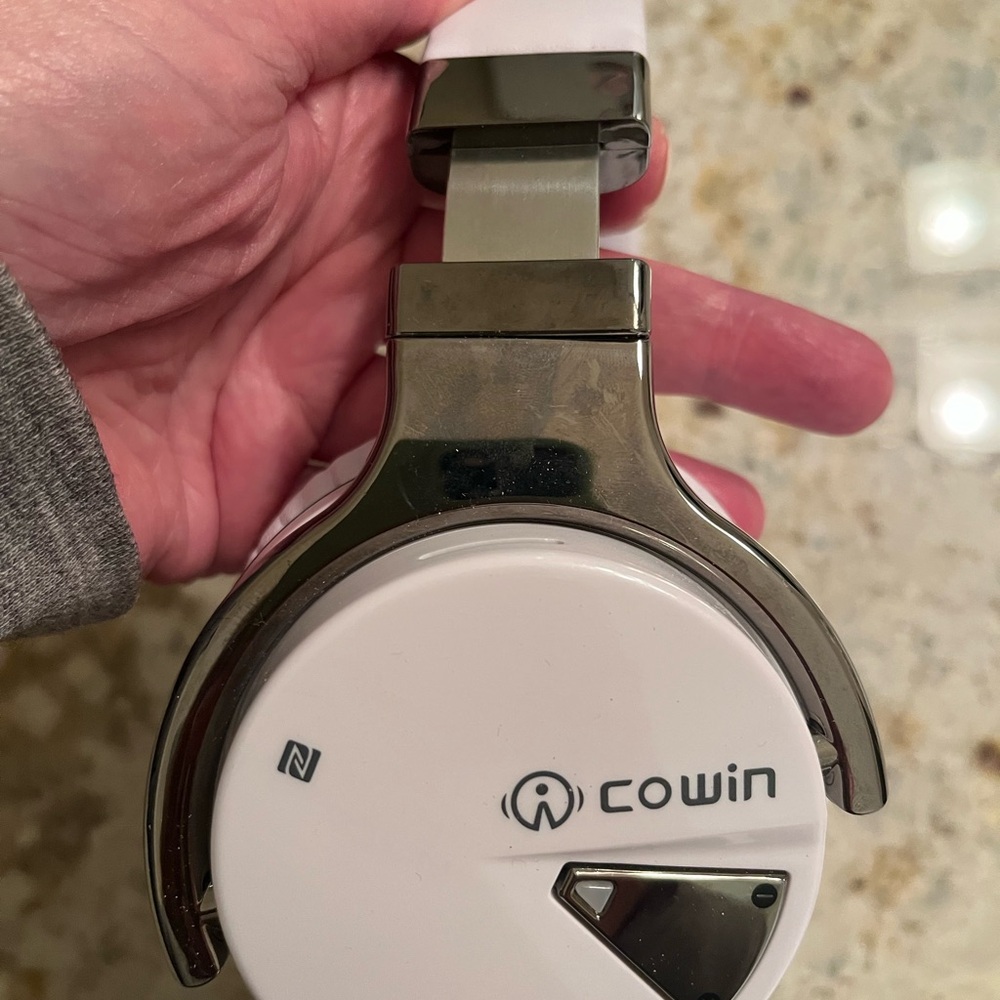Cowin noise-canceling headphones. White. NWOT. Never used. $30
